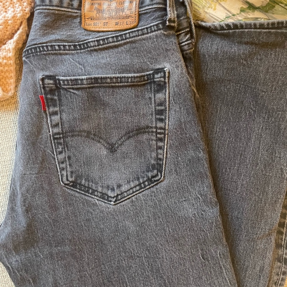 Levi's Jean never worn